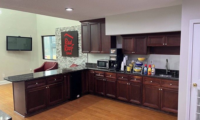 Rockingham Hotel | Red Roof Inn Rockingham