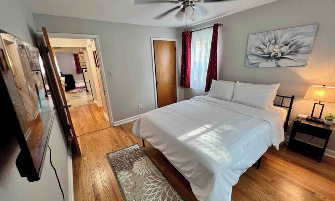 Westwood Apartamento | Red Ruby Spacious 2 Bedroom Apt 1