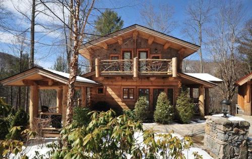 Banner Elk Casa | Red Stag Lodge at Eagles Nest
