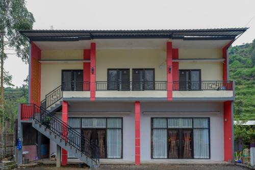 Dieng Casa | RedDoorz @ Gerbang Dieng Plateau Area