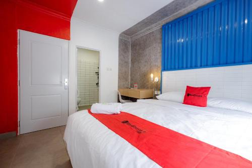 Mampang Prapatan Casa | RedDoorz Plus at Jalan Gatot Subroto Jakarta