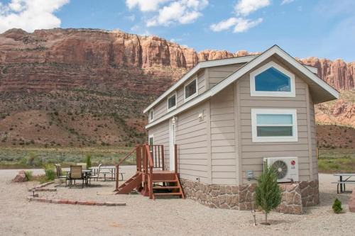 Moab South Valley Casa | Redrock Moab Tiny House w Large Loft Site 8