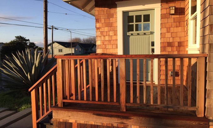 Crescent City Casa | Bungalow Redwood - construido en 1923, recientemente renovado