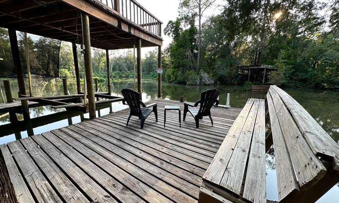 Summerdale Casa | Reel Good Time on Fish River