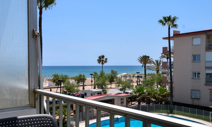 Torreblanca Apartamento | Ref: 278 Apartamento de playa con piscina y parking