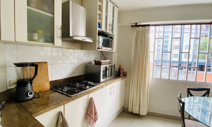 Leuro Apartamento | Refined 3BR Duplex with Ocean Charm