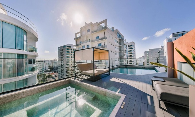 Downtown Santo Domingo Apartamento | Breakfast Included Fully Serviced Apartment at Regatta Living II - 901