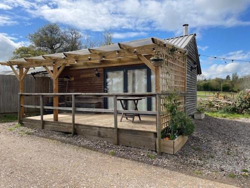 Ampney Crucis Cabina | Reindeer Lodge at The Cotswold Reindeer Herd