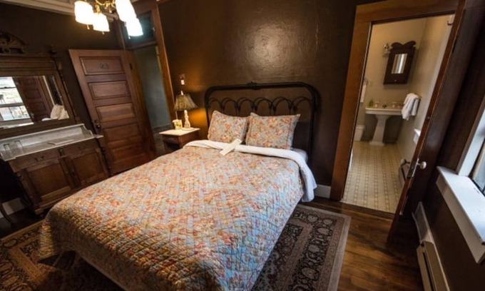 Dufur Casa | Relax and Enjoy Nature! 3 Family-Friendly Units, FREE Parking, Near Dufur Museum