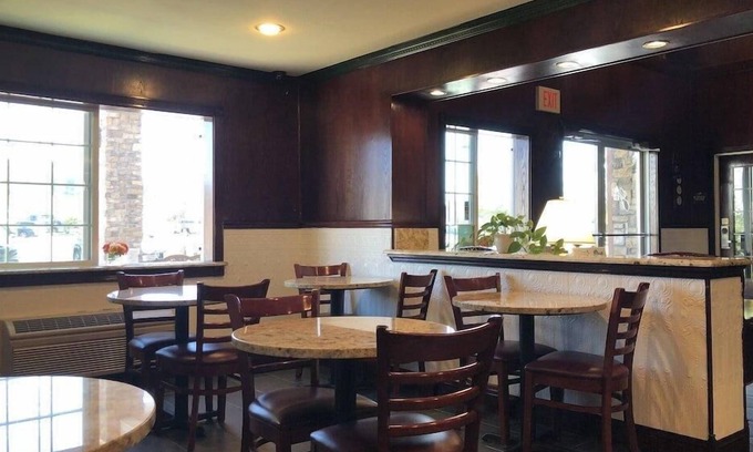 Kelso Casa | Relax and Unwind in GuestHouse Kelso Longview! 2 Great Units, Pets Allowed