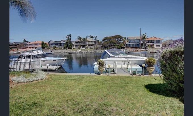 Port Lincoln Casa | Relax at the Marina