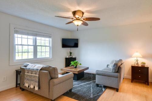 Mill Spring Casa | Relax Fireside! Home Less Than 1 Mi to Tryon International