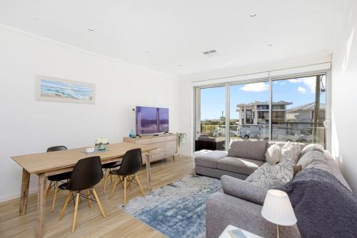 Scarborough Apartamento | Relax in blissful sun-soaked luxury by the beach