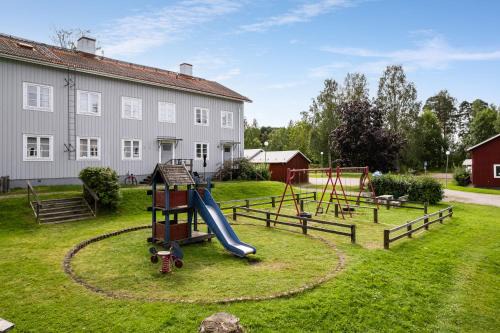 Marmaverken Apartamento | Relax in peaceful and sunny Marmaverken apartment