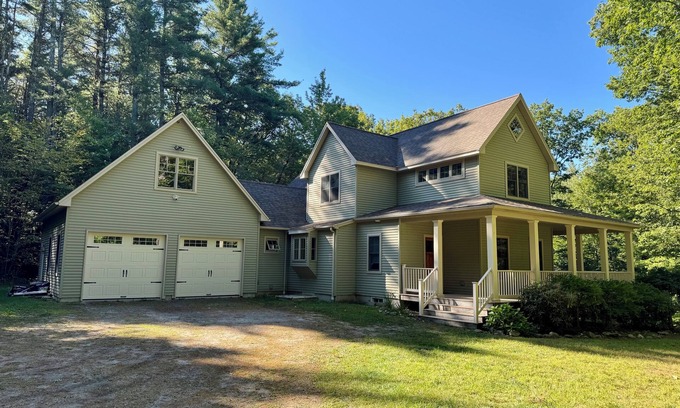 Otis Casa | Relax in this 3 bedroom Otis retreat in the woods!