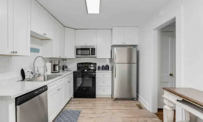 Easley Casa | Relax near Falls Park 20 min drive