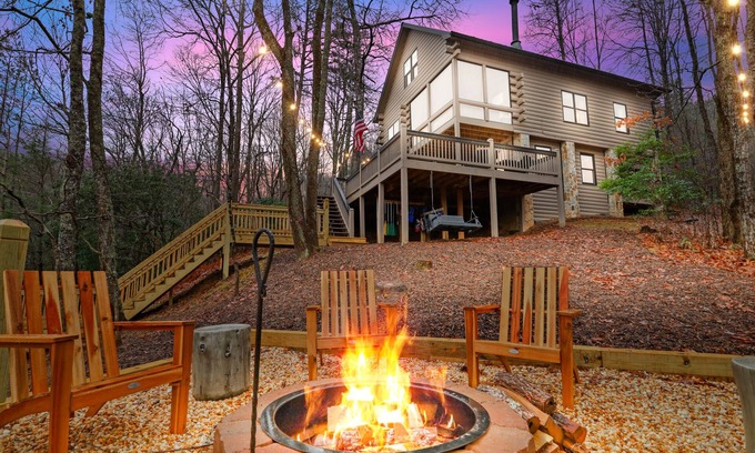 My Mountain Cabina | Relax & Play at Waterfront Mountain Cabin Retreat Private Lake~Fish~Canoe~Kayak