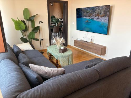 Berchidda Apartamento | Relax & Sunshine - Modern 2BR Apartment, 100m2, nature view, 30 min from San Teodoro - Ideal for families, groups & Smartworkers