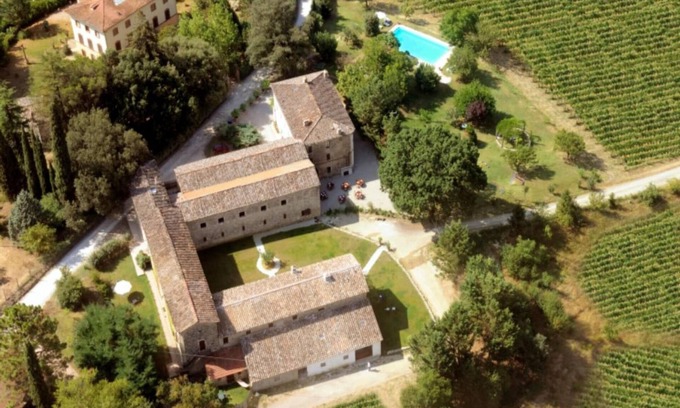 Umbertide Villa | Relájese y descanse en Umbría