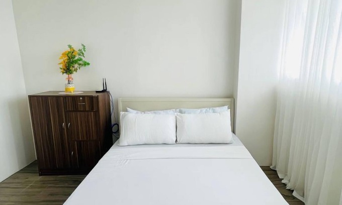 Jaro Condominio | Relaxing 2-BR Condo with Pool and Playground
