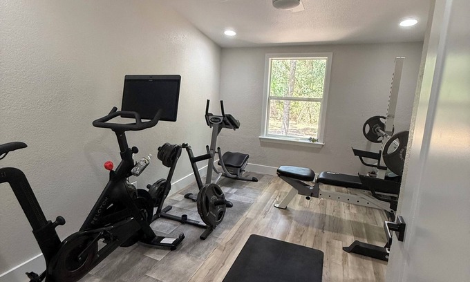 Foley Casa | Relaxing 3-Acre Retreat minutes to the Gulf Coast