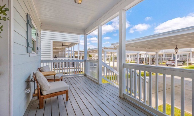 Lake Charles Casa | Relaxing 3 BR Townhouse Near Downtown, Lake & Casinos!