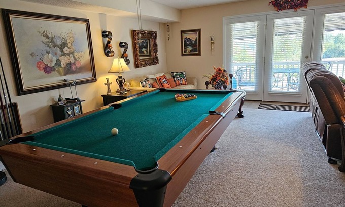 Benton Condominio | Relaxing Executive Condo at Big Bear Resort - Kentucky Lake views