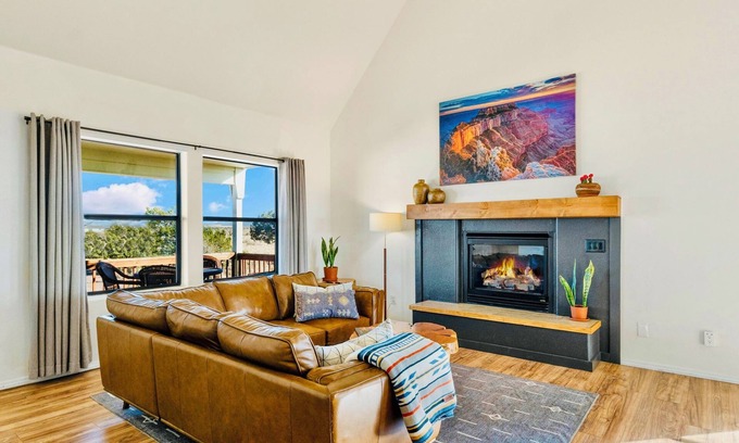 Valle Casa | Relaxing Family Getaway | 30 Mins to Canyon -Sunsets and Starry Nights
