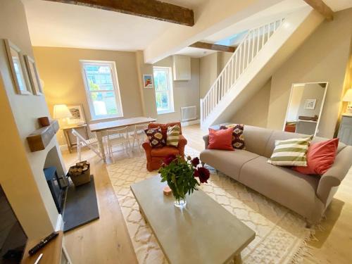 Monkswood Casa | Relaxing holiday cottage in the beautiful Usk Valley