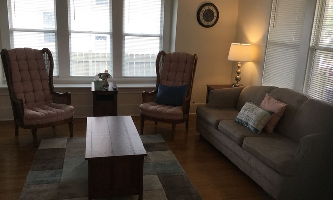 Racine Casa | ¡Relajante! Graduación naval de Great Lakes - para 12 personas