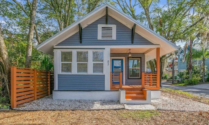 Lincolnville Casa | Relaxing Retreat and Modern Charm in Historic Saint Augustine