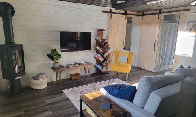 Perth East Cabina | Relaxing retreat in the country