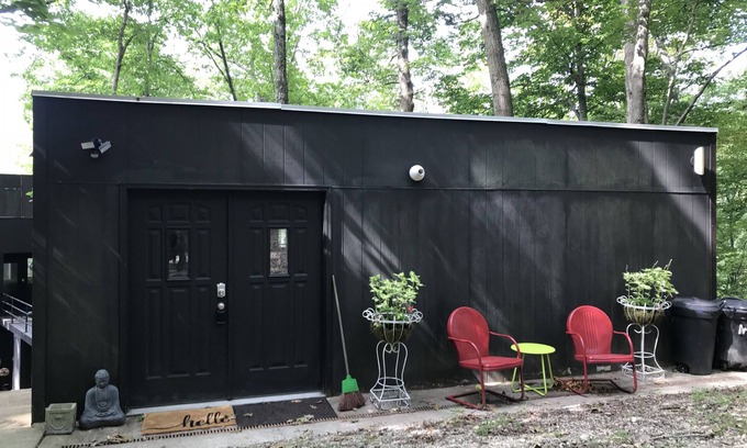 Bloomington Casa | Retiro relajante en el bosque. Lugar tranquilo para relajarse a pocos minutos de la ciudad.