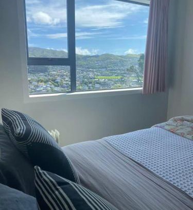 Johnsonville Cama Y Desayuno | Relaxing rooms with mountain views, close to ferry