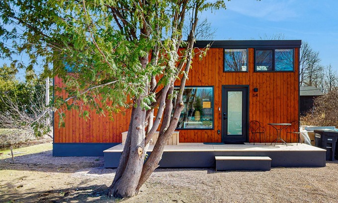 Malletts Bay Casa | Relaxing spa-like tiny house w/ hot tub, sauna, beach access, dog-friendly