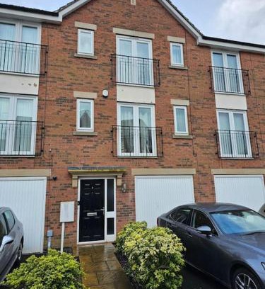 Mickleover Apartamento | Relaxing Townhouse