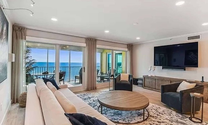 North Redington Beach Apartamento | Relaxing Beachfront Condo in North Redington Beach
