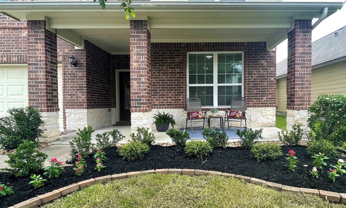 Spring Casa | Relocation-Ready 5BRVilla-Near TheWoodlands-Dog OK