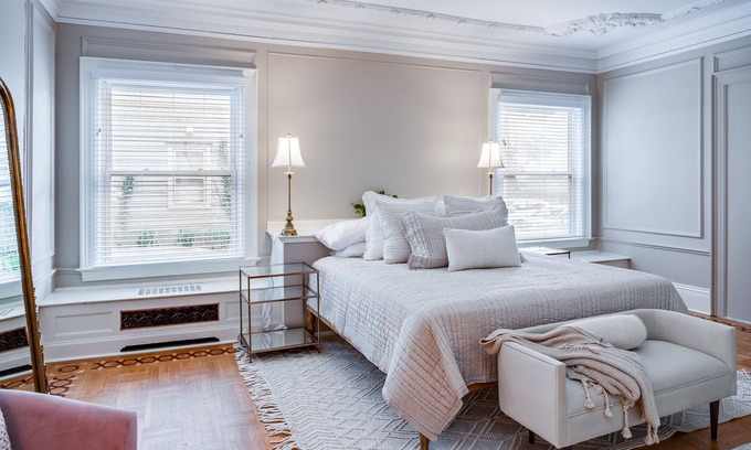 Rochester Casa | Remodeled Historical Unit With King Bed Walking Distance To Many Attractions!