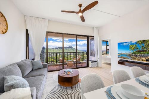 Waikiki Apartamento | Remodeled Penthouse with Ocean & Diamond Head Views