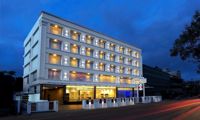 Guruvayur Hotel | Renai Sreekrishna