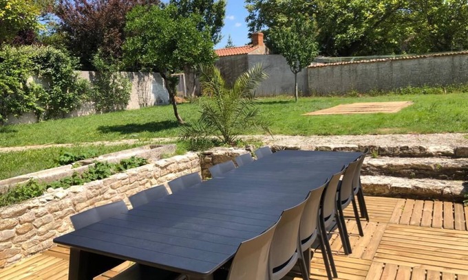 Puilboreau Casa | Former 19th century farmhouse renovated