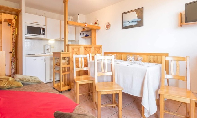 La Rosiere Apartamento | Apartamento renovado · Centro de la estación · Balcón · Rincón de montaña