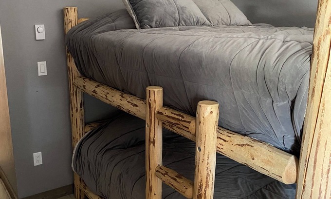 Coram Apartamento | Renovated Coffee Shop near Glacier National Park