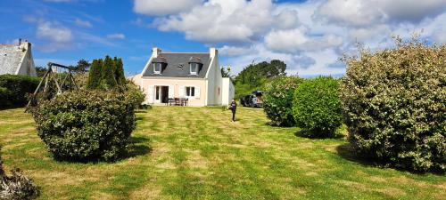 Le Palais Casa | Renovated house 3 bedrooms, sleeps 9