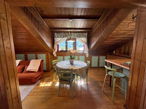 Auronzo di Cadore Apartamento | Renovated Mountain View Appartment