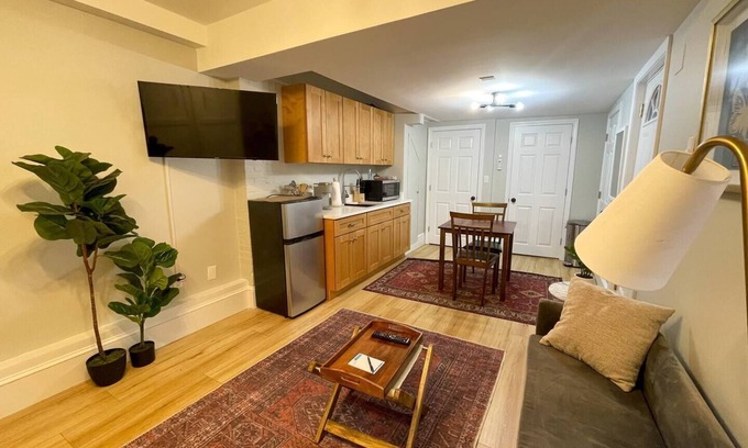 Cleveland Circle Apartamento | Renovated Studio, near hospitals, MBTA