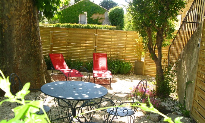 Sarrians Cabaña | Rental & Gîte