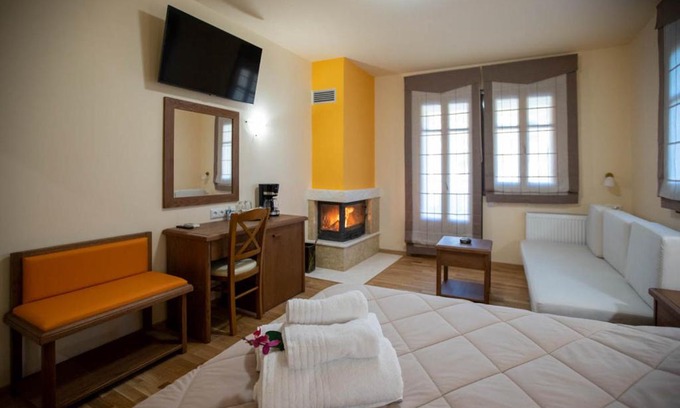 Sofades Casa | Rentinia Inn