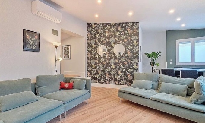 Moulins Apartamento | *Residence Le Théâtre" Le Vert, apartment for 6 people